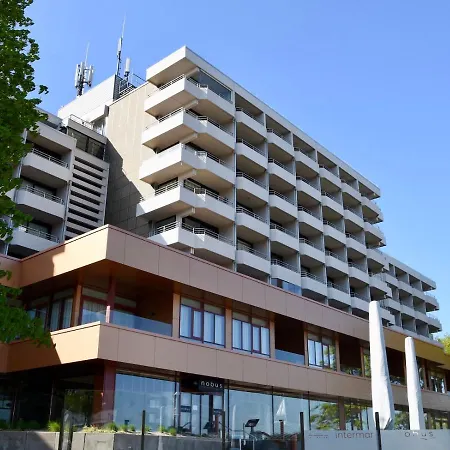 Mare 1 * Γκλύξμπουργκ